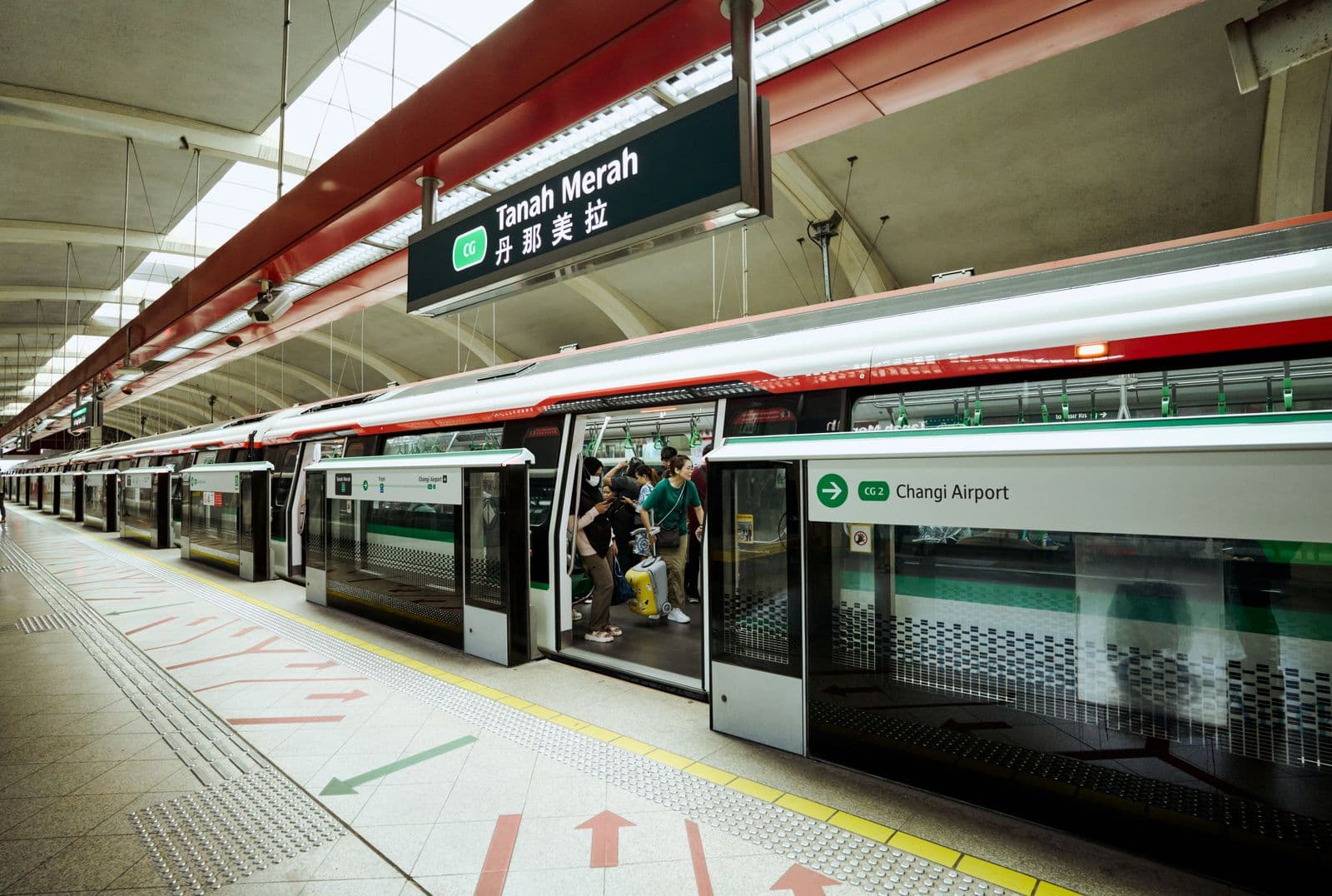 Getting to Changi Airport (2026): How Early to Leave, by Transport and Flight Time