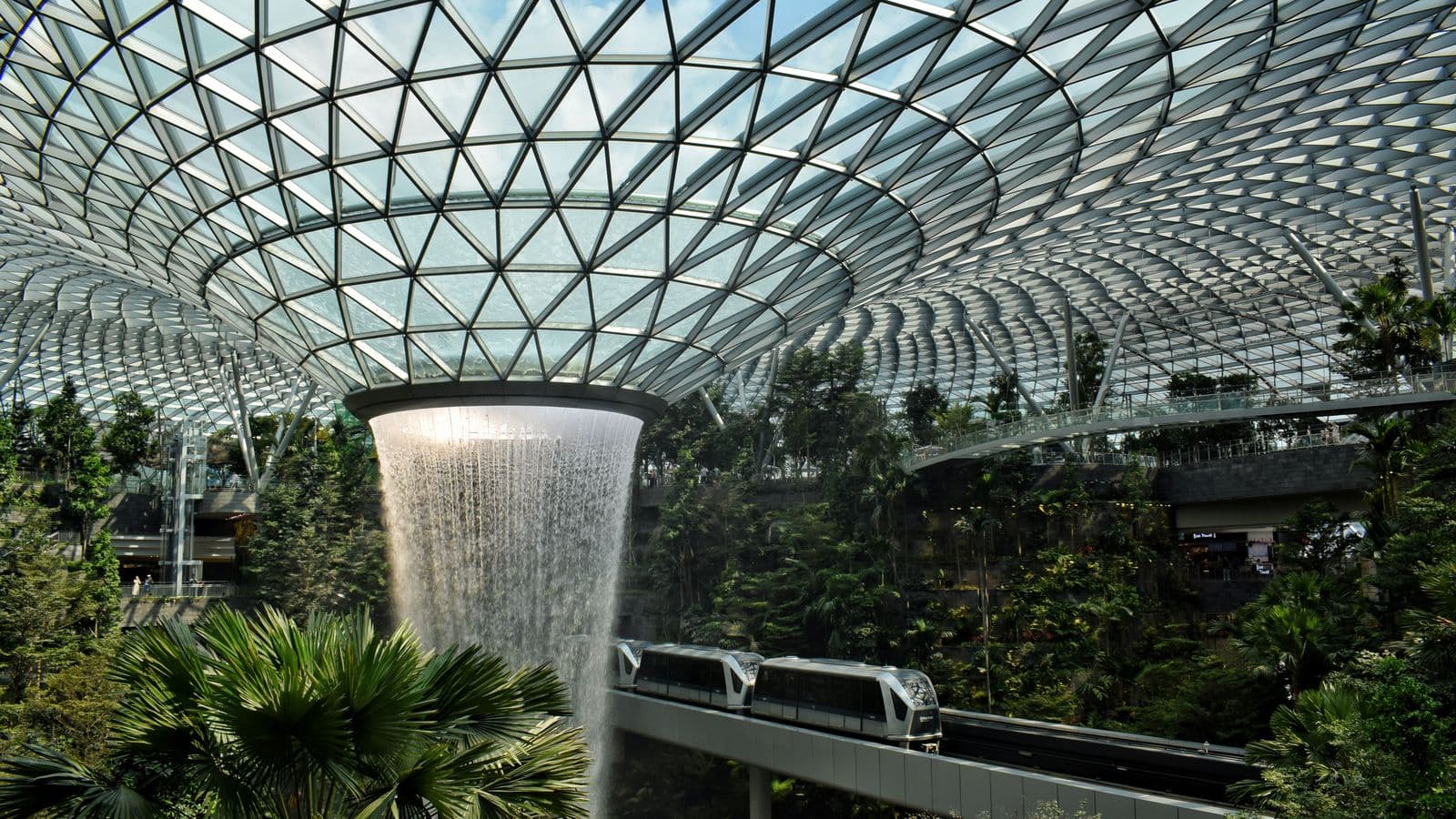 Jewel Changi Airport Layover Guide (2026): What to Do, Fees and How Long You Need